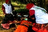 Kemenkes Bersama Dinkes Riau Dirikan Pos Pelayanan Kesehatan Bagi Masyarakat Yang Terdampak Karhutla