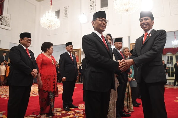 Jokowi Tetapkan Wiranto Jadi Ketua Wantimpres