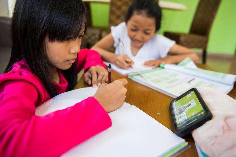 KPAI Dapat Aduan Tugas dari Guru Bikin Anak Stres, Begini Komentar Netizen