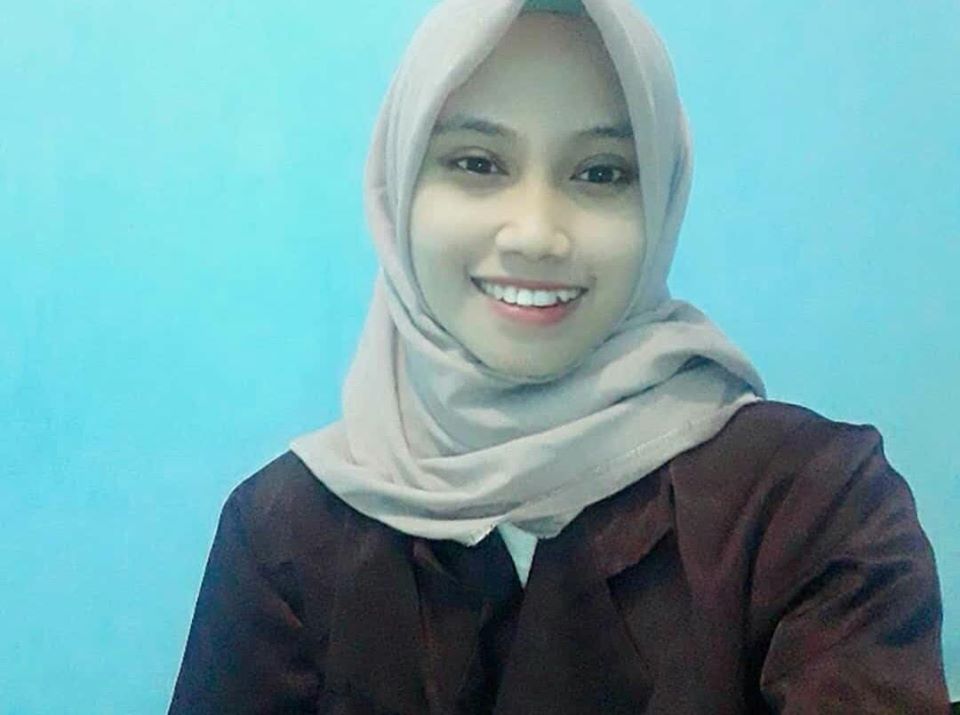 Sukses Dapatkan Beasiswa, Siti Ramlah Buktikan Praktik Langsung Ilmu Digital Marketing di Universitas Mahakarya Asia