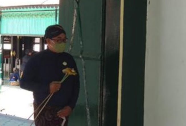 Keraton Jogja Bagikan Ubarampe Gunungan di Hari Raya Idul Adha