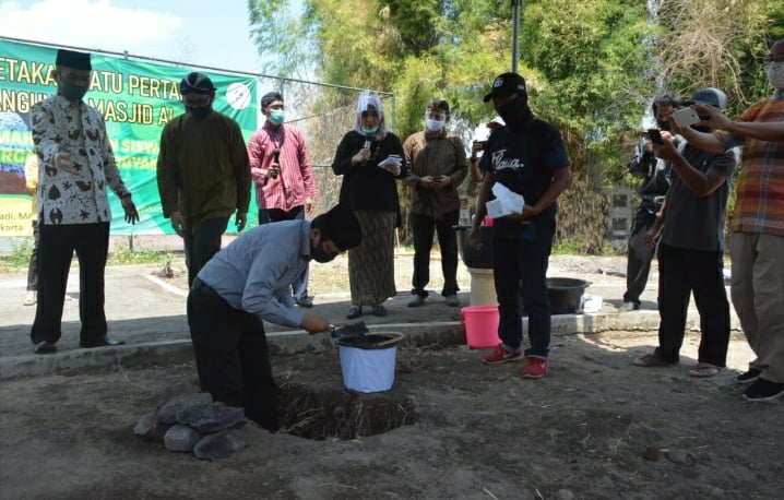Wawali Lakukan Peletakan Batu Pertama Pembangunan Masjid Al Fath