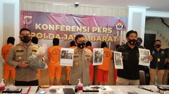 7 Orang Pelaku Pelemparan Molotov di Kantor PAC PDI Perjuangan Cileungsi Bogor Berhasil Dibekuk Polda Jabar