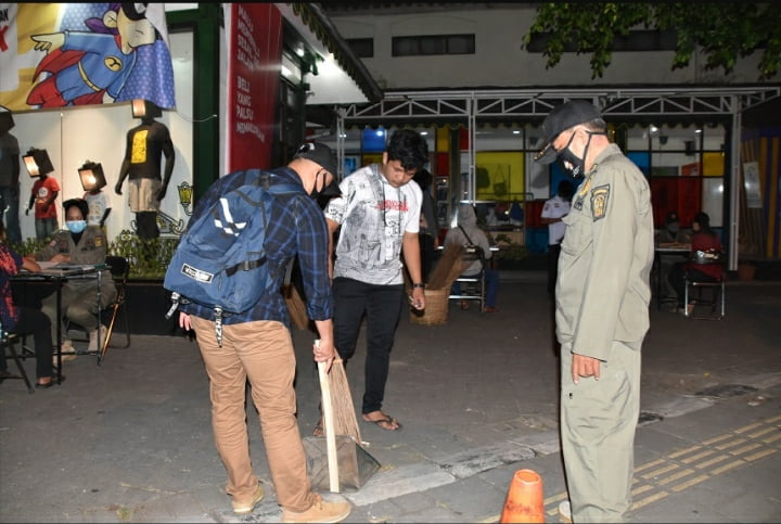 Warga yang Tidak Taat Protokol Kesehatan Akan Dikenai Sanksi