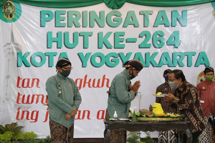 Di Perayaan HUT Kota Yogyakarta ke 264, Walikota Ajak Warga Sambut Kebiasaan Baru