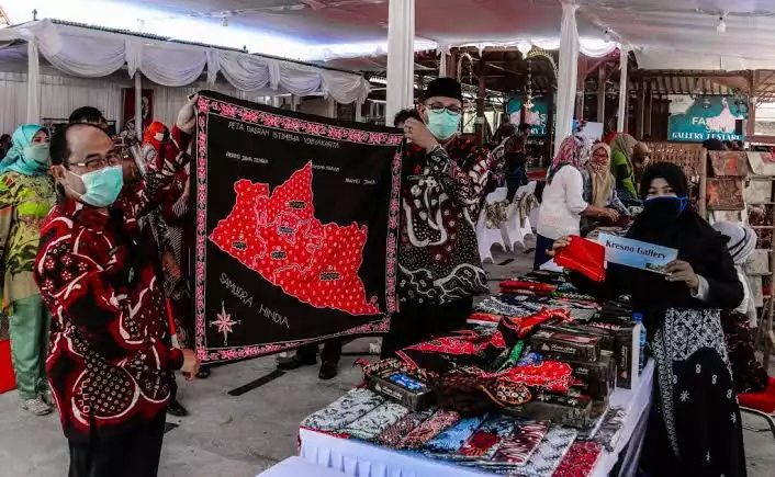 Meningkatkan Perekonomian dengan Mendorong Pelaku UMKM