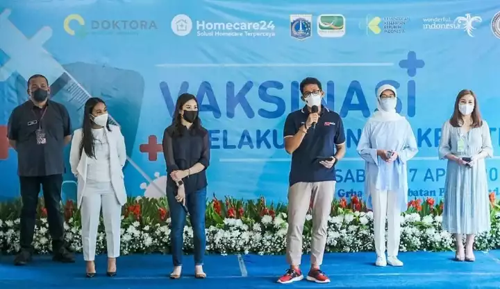 Percepat Pemulihan Pariwisata, Kemenparekraf Vaksinasi Pelaku Ekonomi Kreatif
