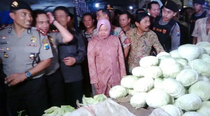 Mengembalikan Fungsi Pasar Keputran, Risma Minta Pedagang Tidak Menggunakan Pasar sebagai Tempat Tinggal