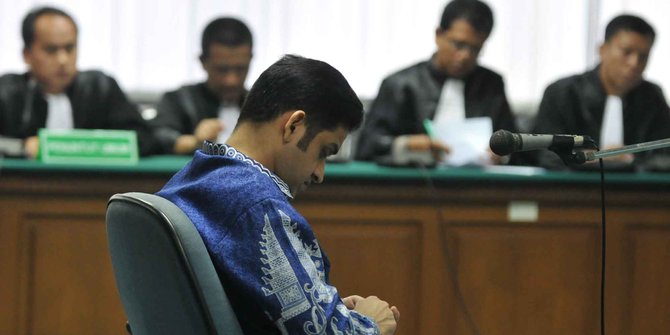 Hakim Tak Siap, Sidang Vonis Nazaruddin Ditunda