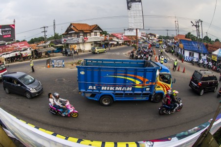 Arus Mudik Pantura Sabtu Pagi Ramai Lancar