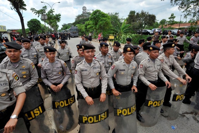Mabes Polri Siap Beri Sanksi Terkait Bentrokan Berdarah di Makassar