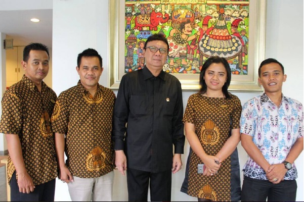Tanpa Bekerja Keras, Tidak Bisa Sukses