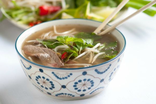 Lima Langkah Racik Sup Khas Vietnam, Canh Trung Catrua