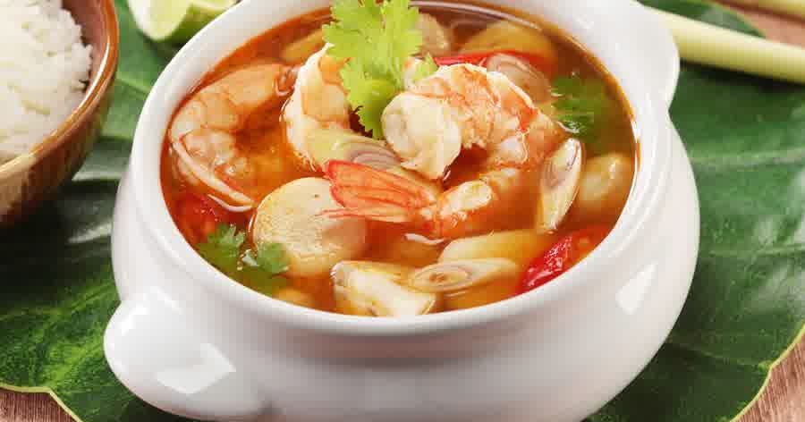 4 Langkah Praktis dan Mudah Buat Sup Seafood Mak Nyus
