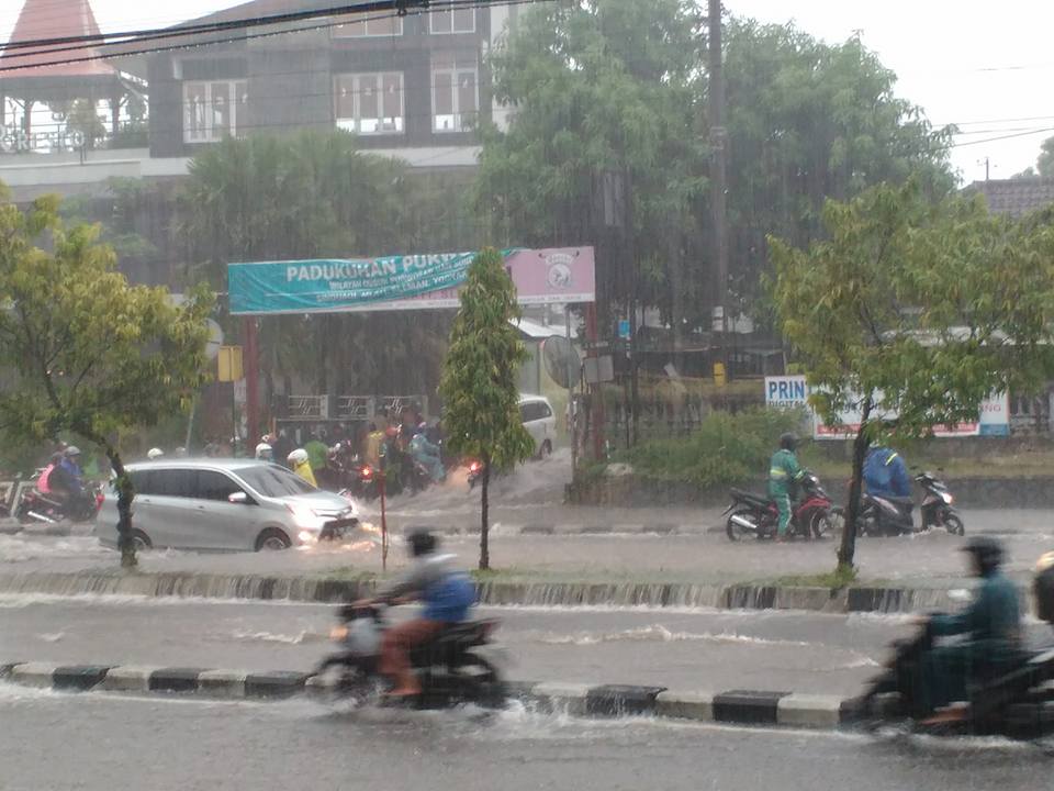 Hujan Lebat Disertai Angin Kencang Kembali Melanda Sleman
