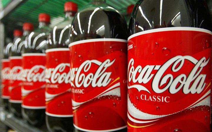 Greenpeace: Setiap Tahun, Coca-Cola Hasilkan Lebih dari 100 Juta Sampah Plastik