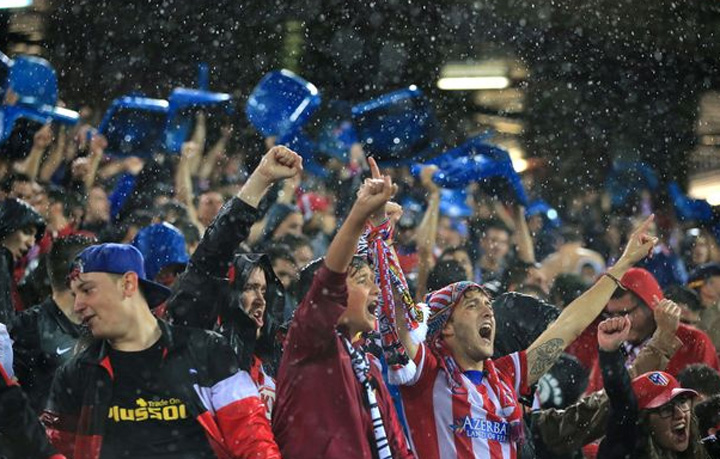 Tersingkir di Liga Champions, Suporter Atletico Cabuti Kursi Stadionnya Sendiri