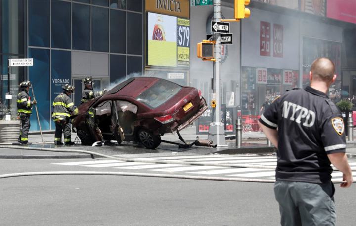 Pelaku Penabrakan Membabi Buta di New York Adalah Pelanggar Hukum Kambuhan
