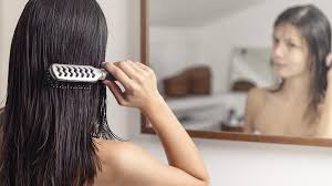 Tips Membuat Rambut Berkilau Sepanjang Hari