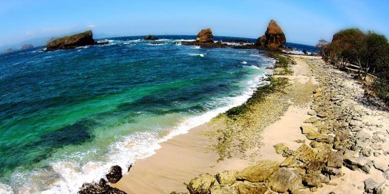 Ini 5 Wisata Pantai Jember yang Menakjubkan, Wajib Kamu Ketahui!