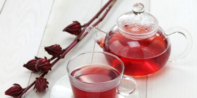 Nikmati Teh Bunga Rosela dengan Beragam Rahasia Manfaat di Dalamnya, Cek di Sini