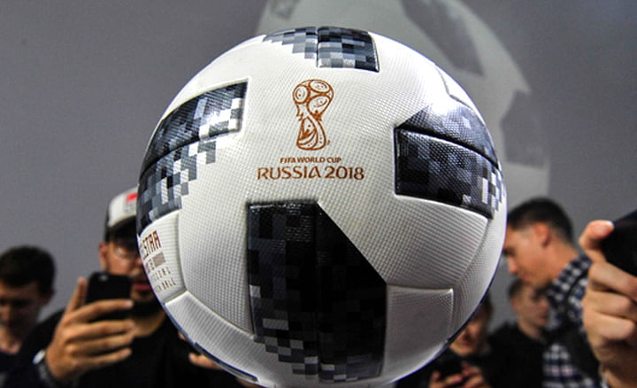 Wah, Bola Resmi Piala Dunia Dilengkapi dengan Mikrochip