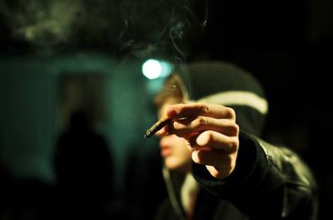 Jangan Asal Menghujat! Kamu Wajib Tahu Kenapa Seseorang Bisa Menjadi Bad Boy Menjadi Bad Boy