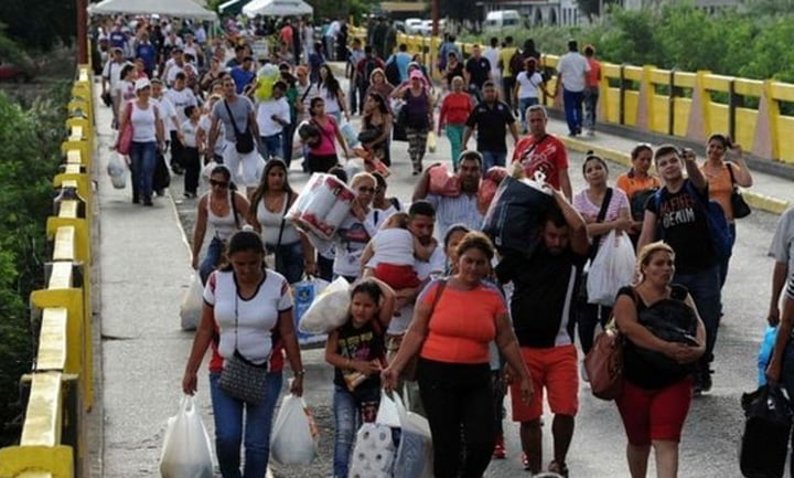 Hindari Krisis, Sebanyak Lebih dari Setengah Juta Rakyat Venezuela Bermukim di Kolombia