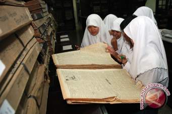 4 Pendapat Tentang Asal Muasal Pesantren