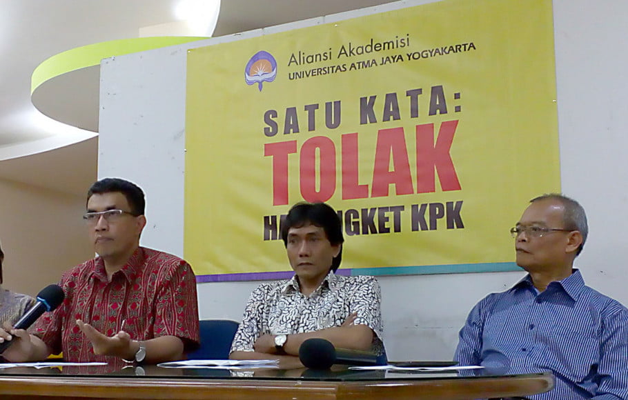 OTT KPK Jelang Pilkada 2018, Bongkar Rusaknya Demokrasi Politik Kita