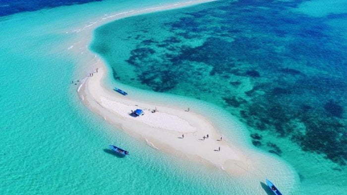 Tak Sepopuler Bali, Maluku Tenggara Optimalkan Wisata Pantai