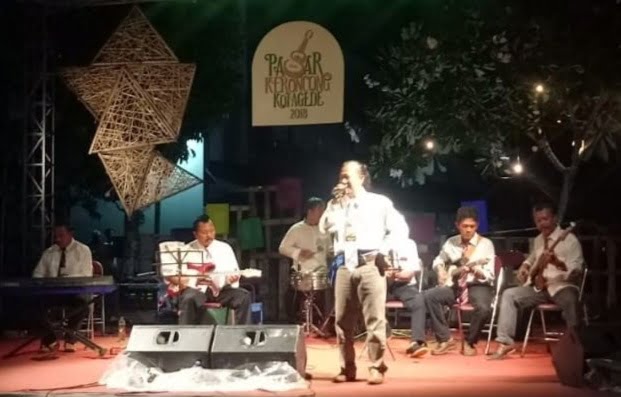 Pasar Keroncong Kotagede 2018 yang Basah-Basahan