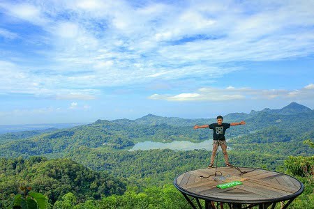 Wisata Kalibiru Kulonprogo