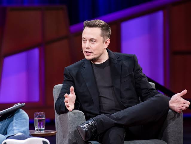 Pentagon Terkesan Satelit Elon Musk Bantu Ukraina Perang