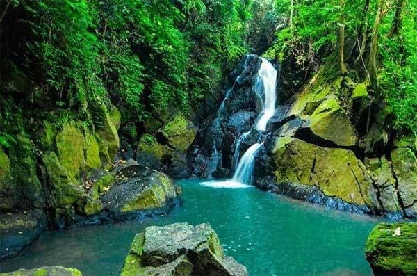 Air Terjun Pria Laot