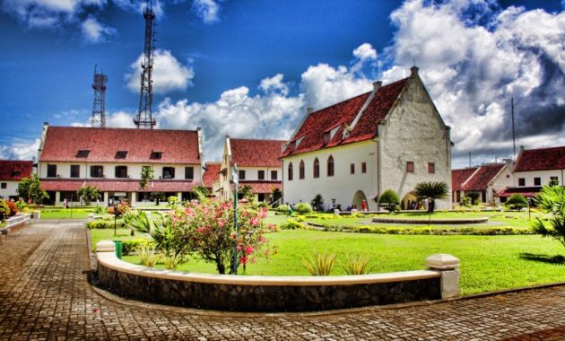 Benteng Fort Rotterdam