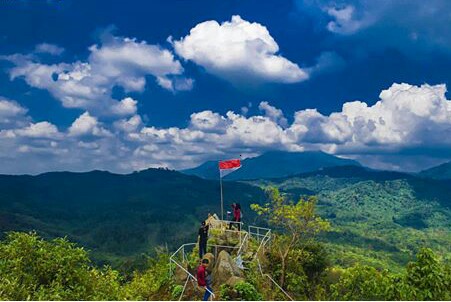Bukit Selo Arjuno dan Bukit Bligo