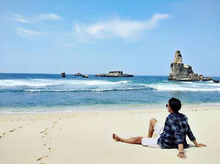 Pantai Buyutan Pantai Buyutan