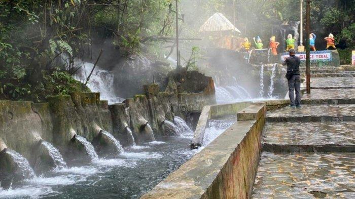 Wisata Air Panas Guci