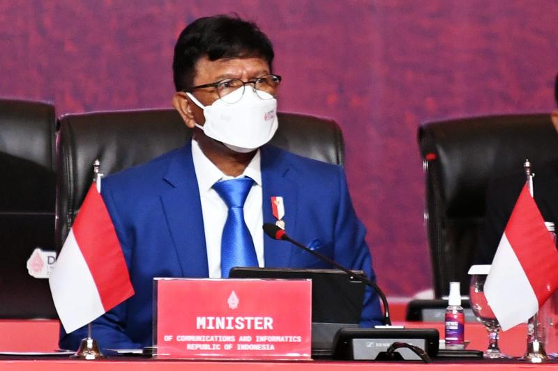 Sambut Kedatangan Delegasi DEWG G20 di Jogja, Menkominfo Perkenalkan Budaya Jawa Menkominfo Johnny G. Plate menyambut kedatangan delegasi DEWG G20 di Yogyakarta (foto: Kemenkominfo)