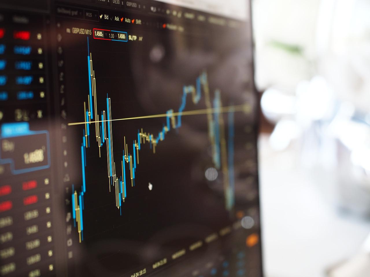 Trading Forex vs Saham, Lebih Mudah Mana Untuk Pemula?