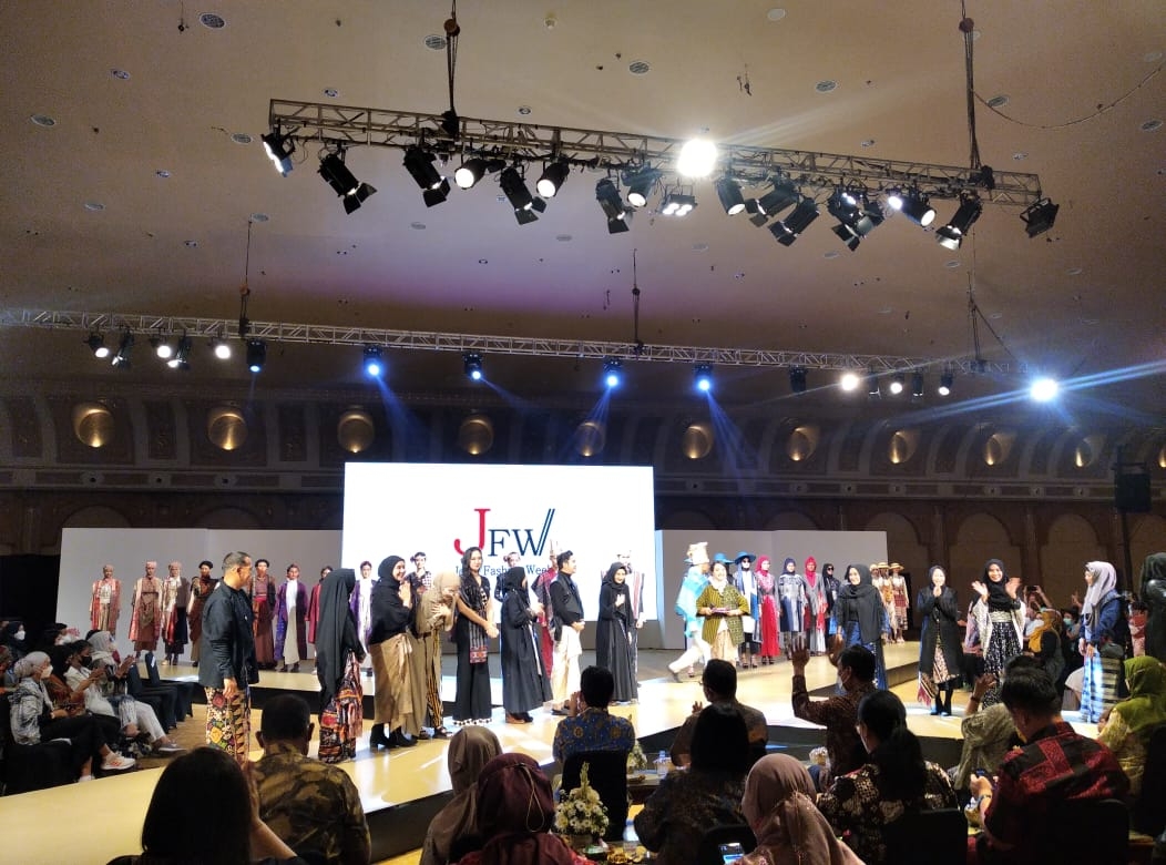 Jogja Fashion Week 2022 Angkat Tema 5 Destinasi Wisata Super Prioritas