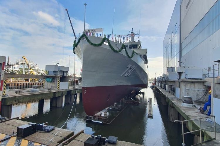 KSAL Resmikan 2 Kapal Perang Penyapu Ranjau Dari Jerman Kapal perang penyapu ranjau jenis Mine Counter-Measure Vessel (MCMV) produksi Abeking & Rasmussen Shipyard, Jerman.(foto: Dispenal)