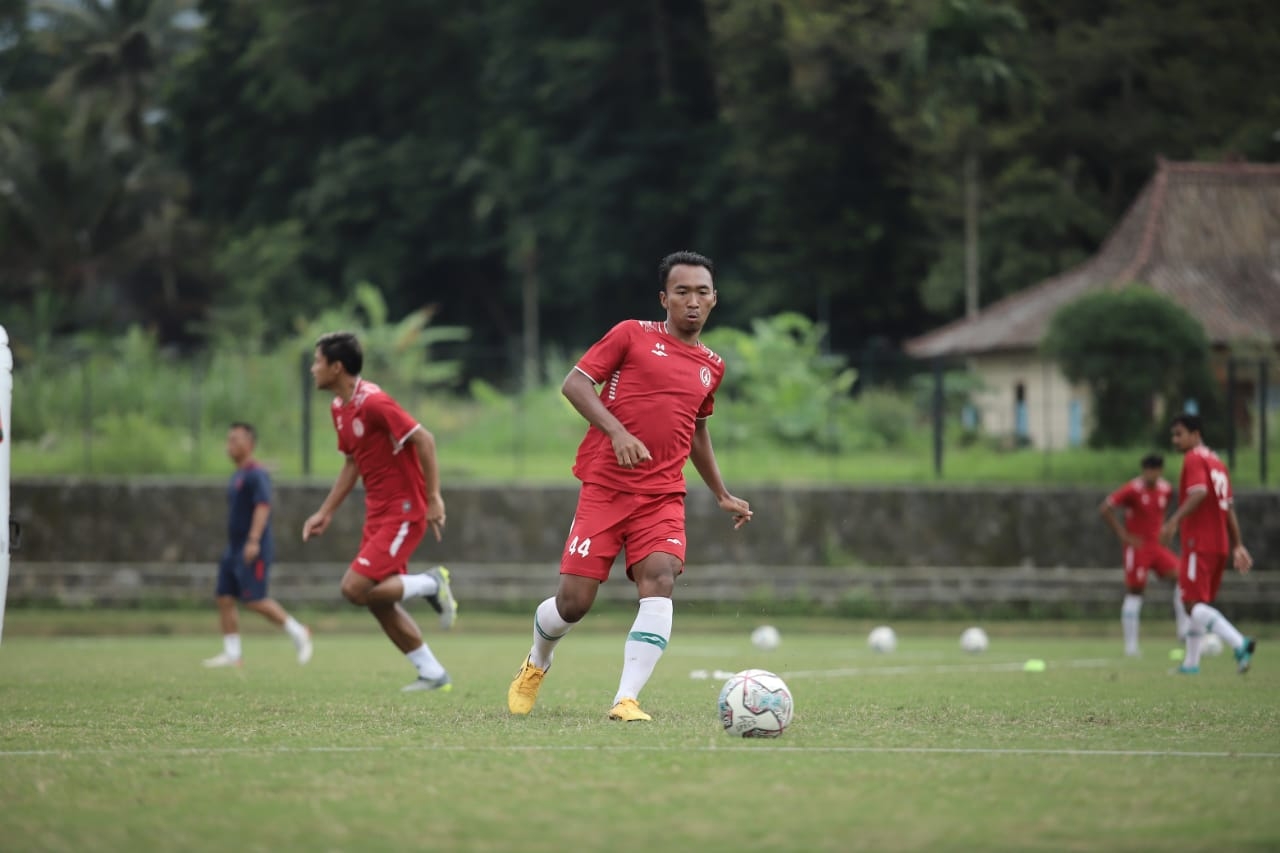 Bek PSS Sleman Bagikan Cerita Hilangkan Bosan di Tengah Terhentinya Liga