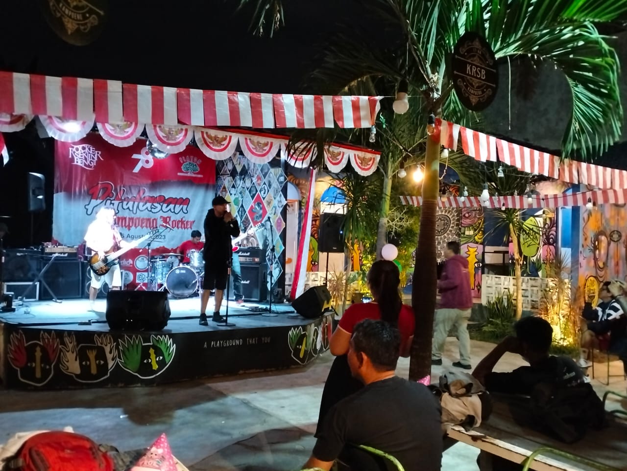 Komunitas Rocker Senin Bengi Menggelar Pitulasan Kampoeng Rocker, Rayakan Kemerdekaan RI