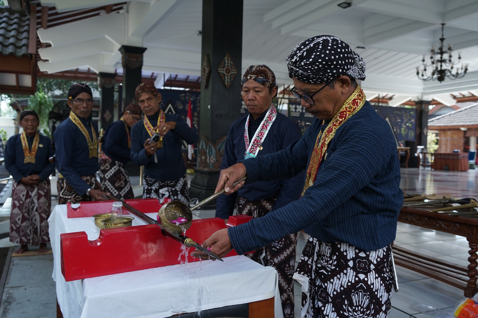 Jamasan Pusaka Sebagai Bentuk Penghargaan Warisan Leluhur