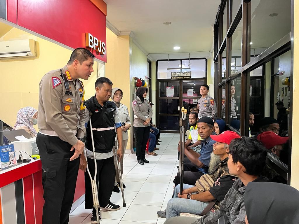 Dirlantas Dampingi Pemohon SIM Disabilitas di RS Bhayangkara Yogyakarta
