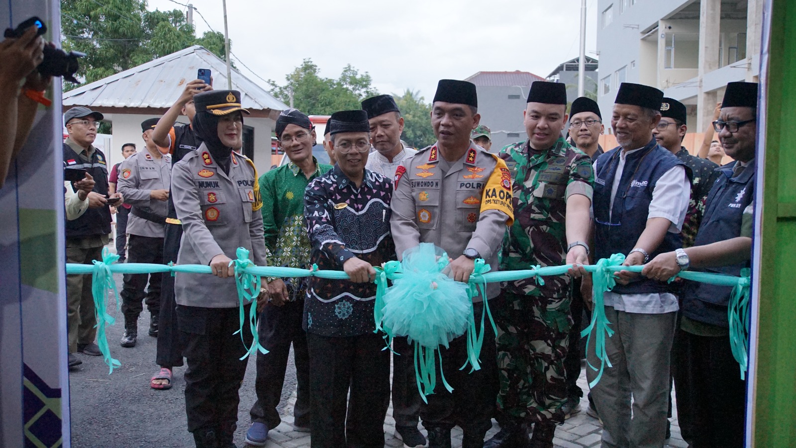 Kapolda DIY Resmikan Posko Mudikmu Aman Muhammadiyah DIY Tahun 2024 Kapolda DIY Resmikan Posko Mudikmu Aman Muhammadiyah DIY Tahun 2024 (foto: ist)