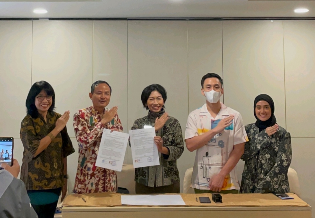 Karya UMKM Kemantren Pakualaman Diberi Ruang di 1O1 Style Yogyakarta Malioboro Penandatanganan Kerjasama 1O1 Style Yogyakarta Malioboro dan Kemantren Pakualaman - (foto: ist)