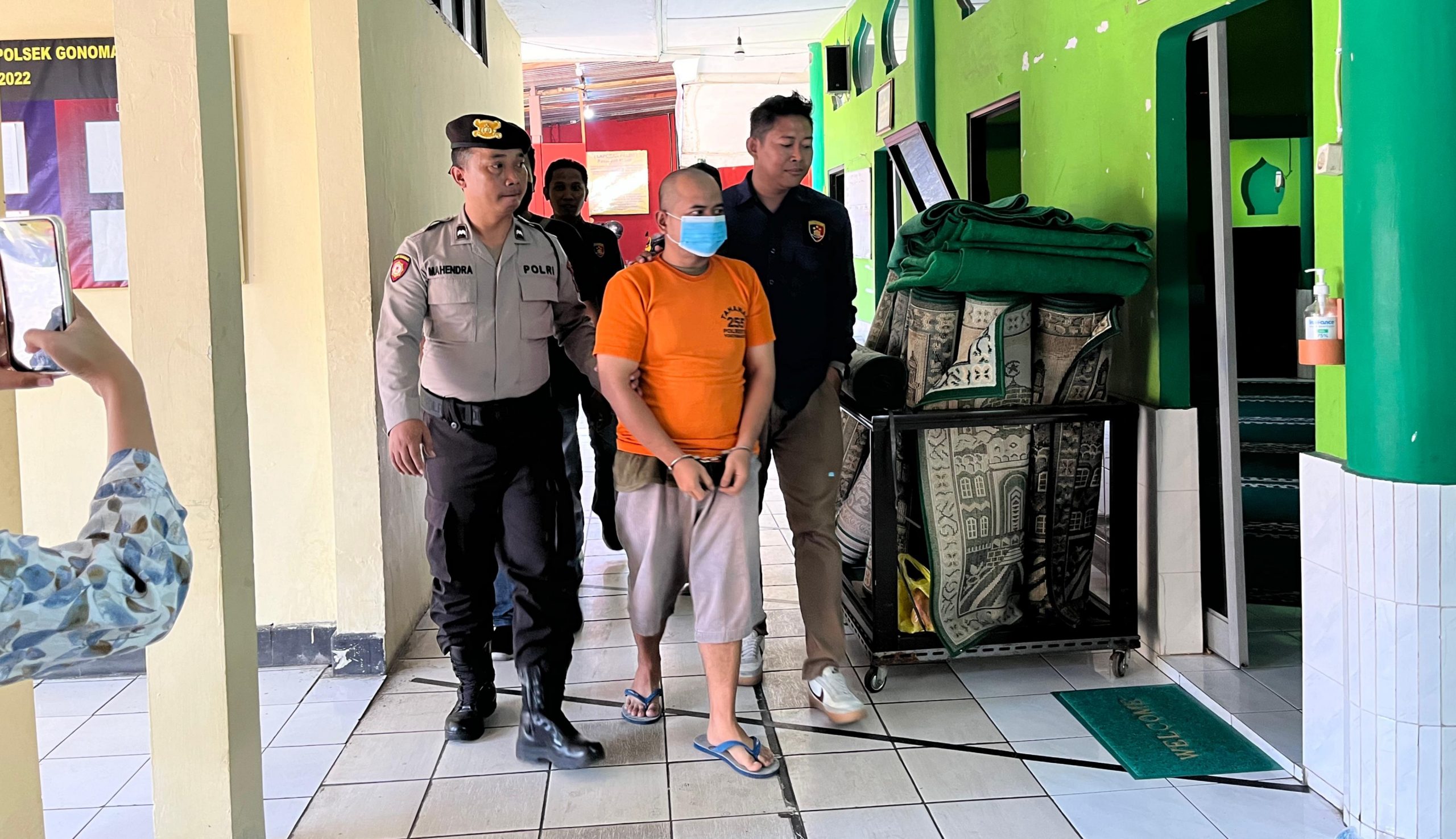 Polsek Gondomanan Ringkus Maling Motor Pemilik Kosnya Polsek Gondomanan mengungkap kasus pencurian sepeda motor yang melibatkan penyewa indekos di Ngupasan, Selasa (20/8/2024) - (foto: ist)